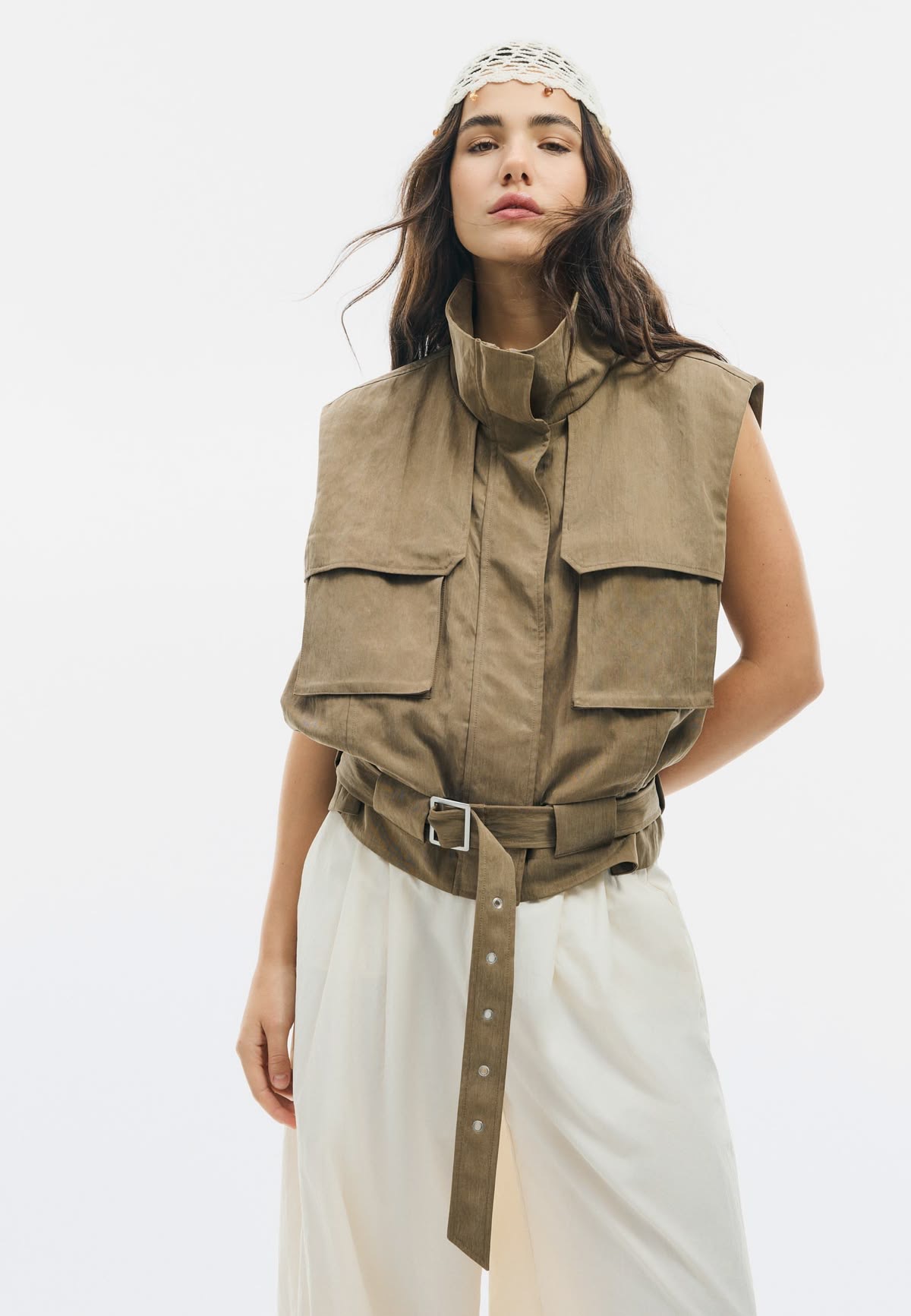 Structured sleeveless safari-style vest with belt
